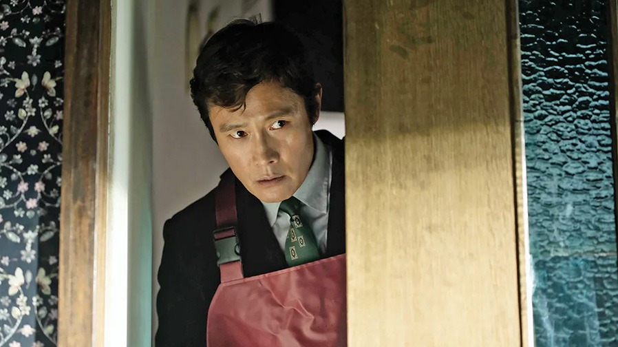‘No Other Choice’ – Park Chan-wook Turns Corporate Despair into a Savage, Blood-Soaked Farce – Review