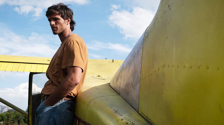 Sir Ridley Scott delivers post-apocalyptic thrills in ‘The Dog Stars’ with Jacob Elordi flexing his muscle and humanity