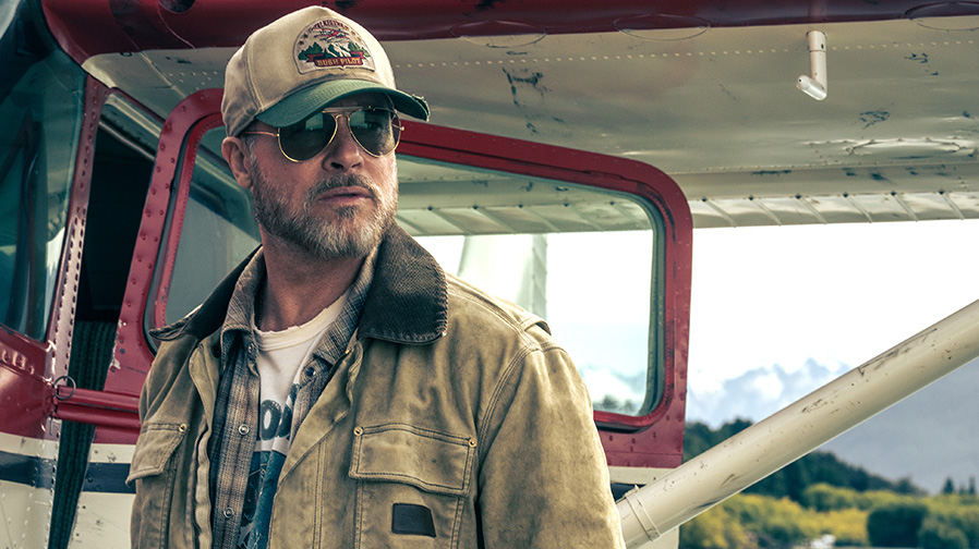 Get a boots-on-the-ground look at Brad Pitt in ‘Heart of the Beast’