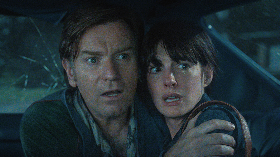‘The End of Oak Street’ – Dinosaurs, Domestic Dysfunction and One Hell of a Time Warp – Review
