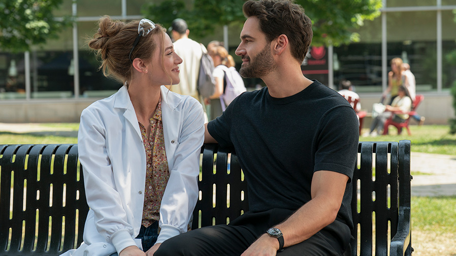 ‘The Love Hypothesis’ – Prime Video’s BookTok Romance delivers a Spark of Pure Irresistible Chemistry – Review
